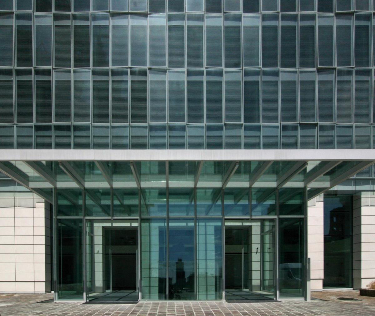 Pintu Otomatis Revolus Gedung